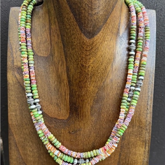 Sterling Silver Multi Stone Color Shell Green Turquoise Bead Necklace. 20 inch